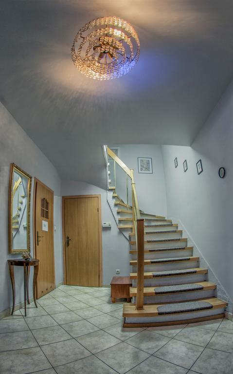 Wilanowska Hostel วอร์ซอ ภายนอก รูปภาพ